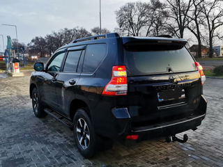 Toyota Land Cruiser Prado foto 7