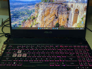 Asus tuf gaming foto 2