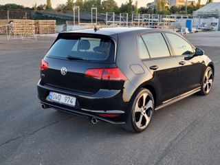 Volkswagen Golf foto 5