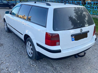 Volkswagen Passat foto 3