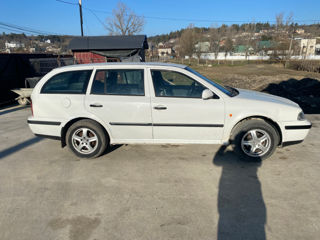 Skoda Octavia foto 2