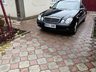 Mercedes E-Class foto 4