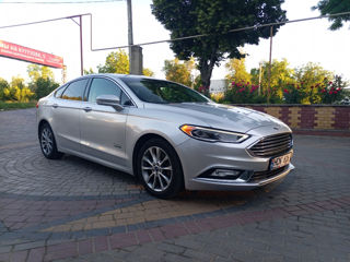 Ford Fusion foto 2