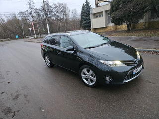 Toyota Auris foto 3