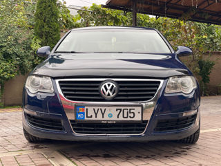 Volkswagen Passat foto 2