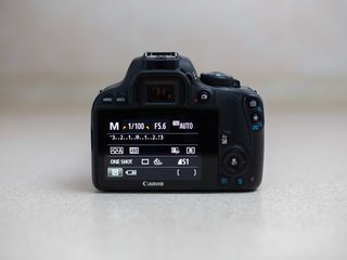 Canon Rebel SL1 (100D) (5000 de cadre) foto 5