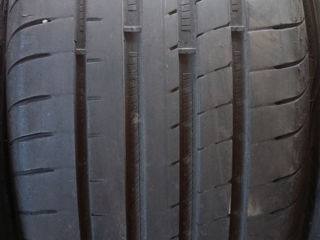 245 45 R18 Goodyear de vara foto 5