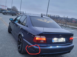 BMW 5 Series foto 4