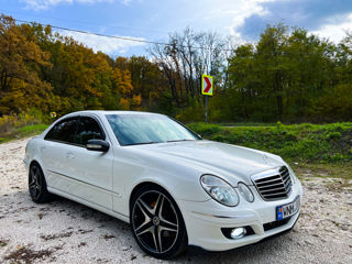 Mercedes E-Class foto 6