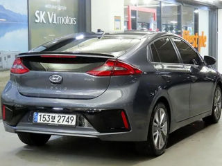 Hyundai IONIQ foto 2