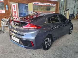 Hyundai IONIQ foto 8