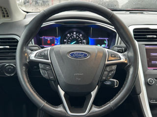 Ford Fusion foto 11