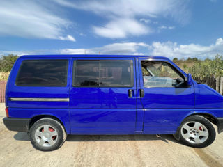 Volkswagen Transporter foto 3