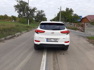 Hyundai Tucson foto 2