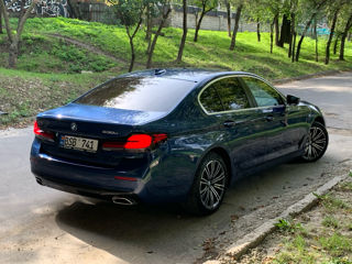 BMW 5 Series foto 4