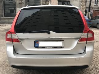 Volvo V70 foto 6