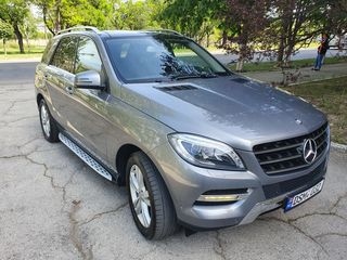 Mercedes ML Class foto 4