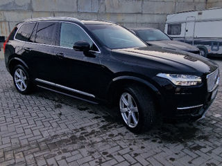 Volvo XC90 foto 1