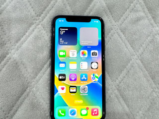 iPhone 11 Black 128Gb foto 2