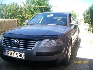 Volkswagen Passat foto 1