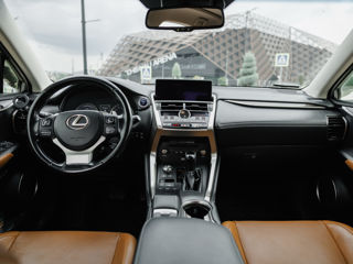 Lexus NX Series foto 12
