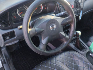 Nissan Almera foto 4