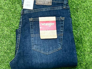 Новые оригинальные джинсы Wrangler (L) foto 1