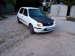 Nissan Micra foto 9