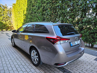 Toyota Auris foto 4