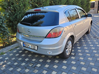 Opel Astra foto 6