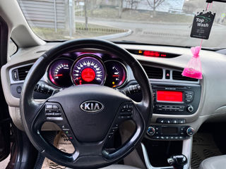 KIA Ceed foto 10