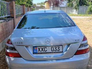 Mercedes S-Class foto 1