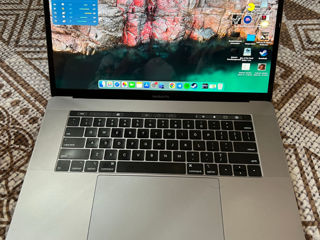 Macbook Pro 2018 15 512gb