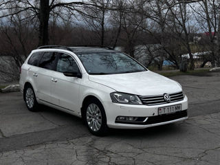 Volkswagen Passat foto 3