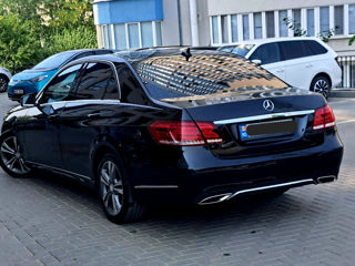 Mercedes E-Class foto 4