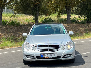 Mercedes E-Class foto 2