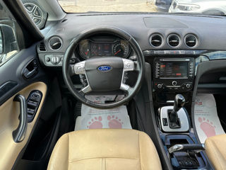 Ford S-Max foto 9
