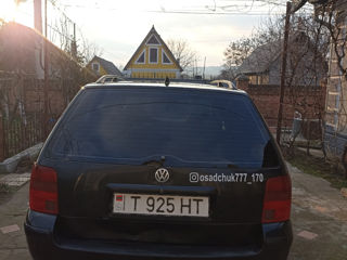 Volkswagen Passat foto 3