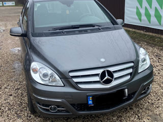 Mercedes B-Class