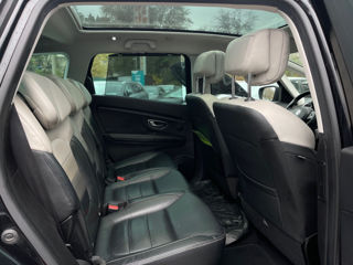 Renault Grand Scenic foto 18