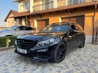 Mercedes E-Class foto 1