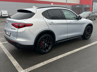 Alfa Romeo Stelvio foto 6