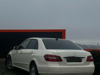 Mercedes E-Class foto 3