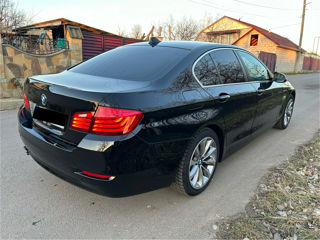 BMW 5 Series foto 5