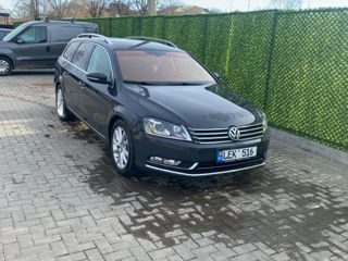 Volkswagen Passat foto 2