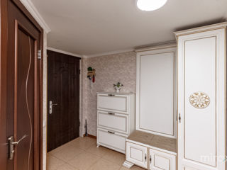 Apartament cu 2 camere, 70 m², Centru, Chișinău foto 4