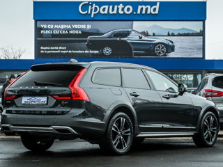 Volvo V90 Cross Country foto 2