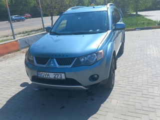 Mitsubishi Outlander foto 6