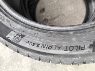 Anvelope 275/45 Fata 305/40 R20 Spate Michelin Alpin 5 SUV foto 9