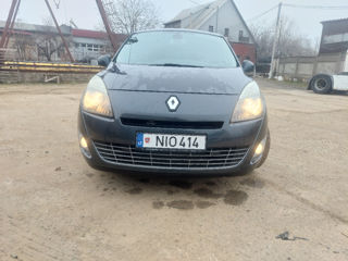 Renault Grand Scenic foto 6